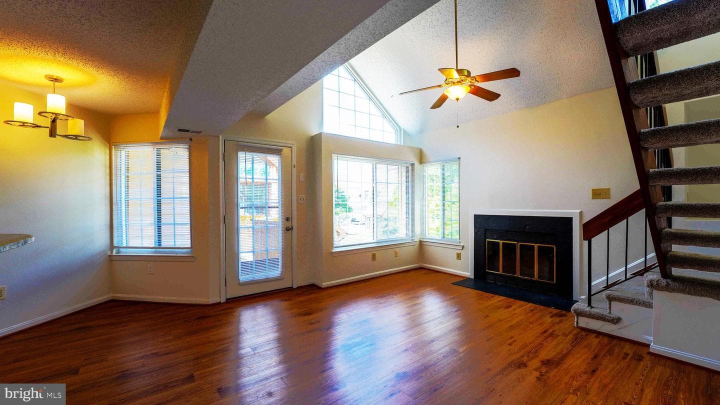 14109 William Street #16-B photo 7