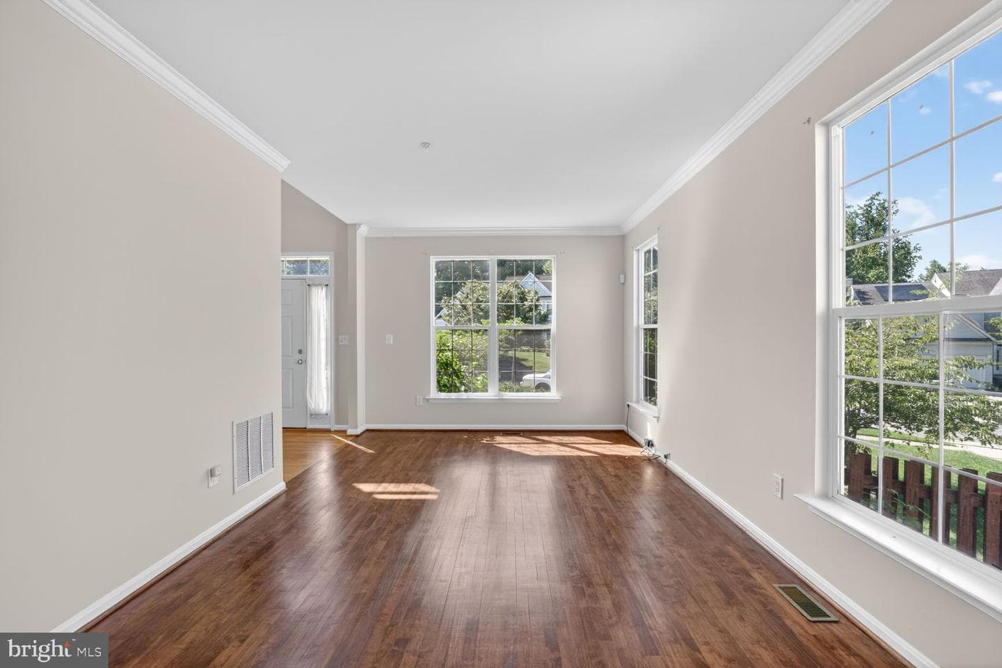 7712 Blue Point Avenue photo 8