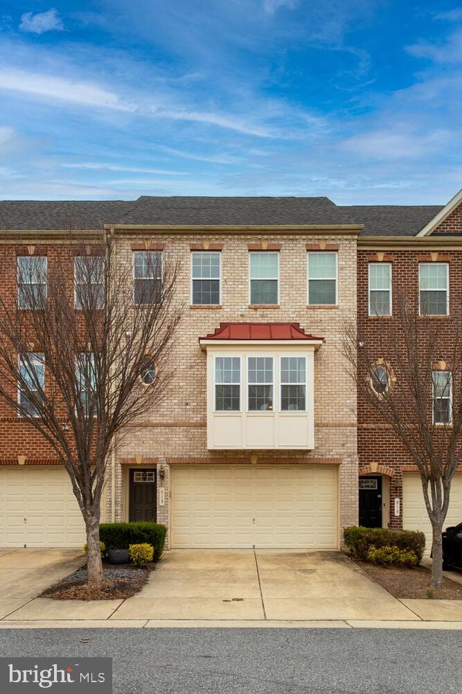 915 Hall Station Drive, Bowie