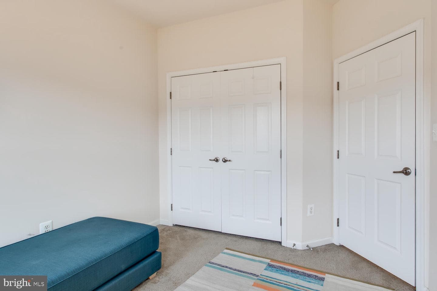 915 Hall Station Drive photo 29