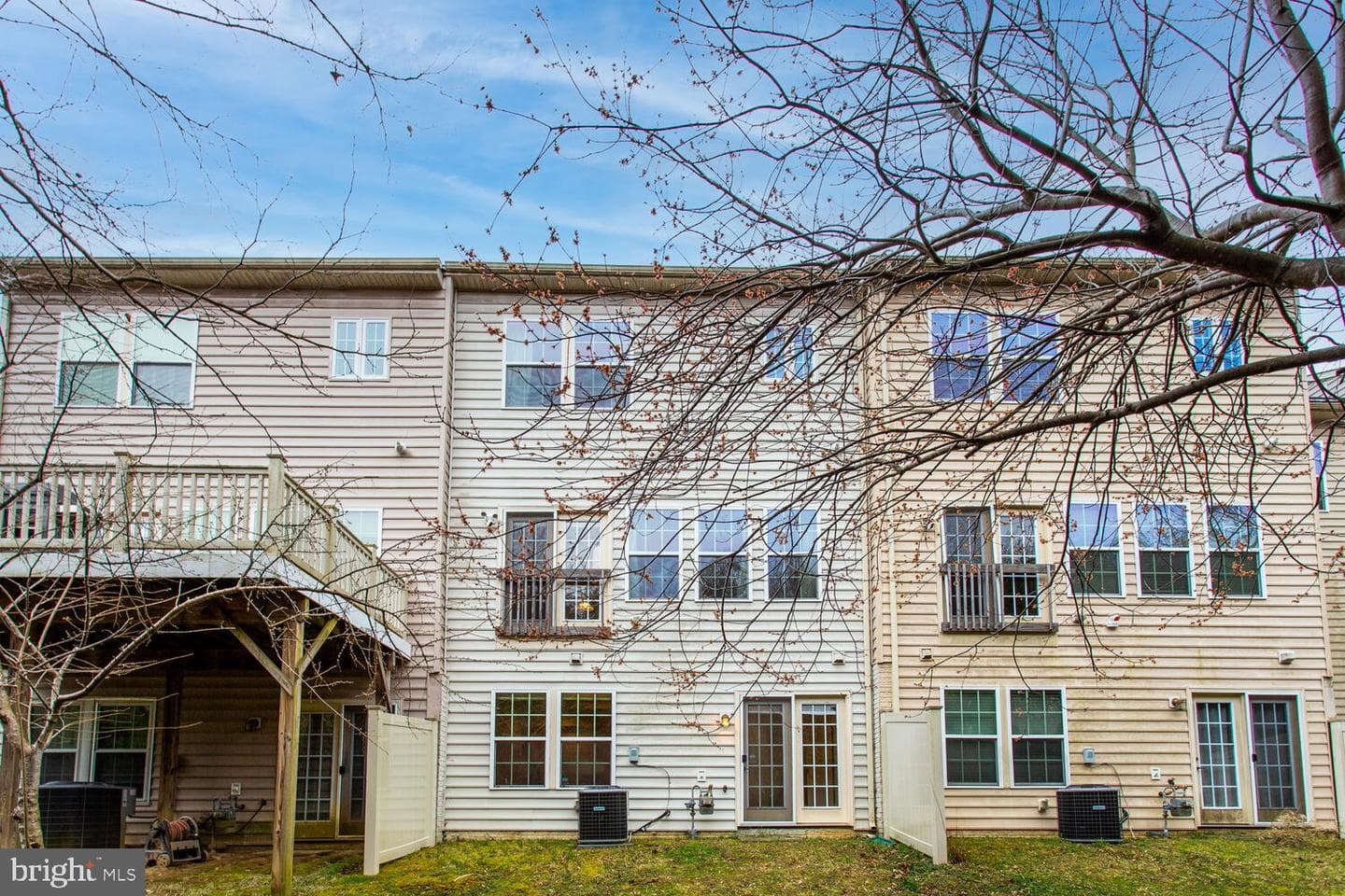 915 Hall Station Drive photo 41