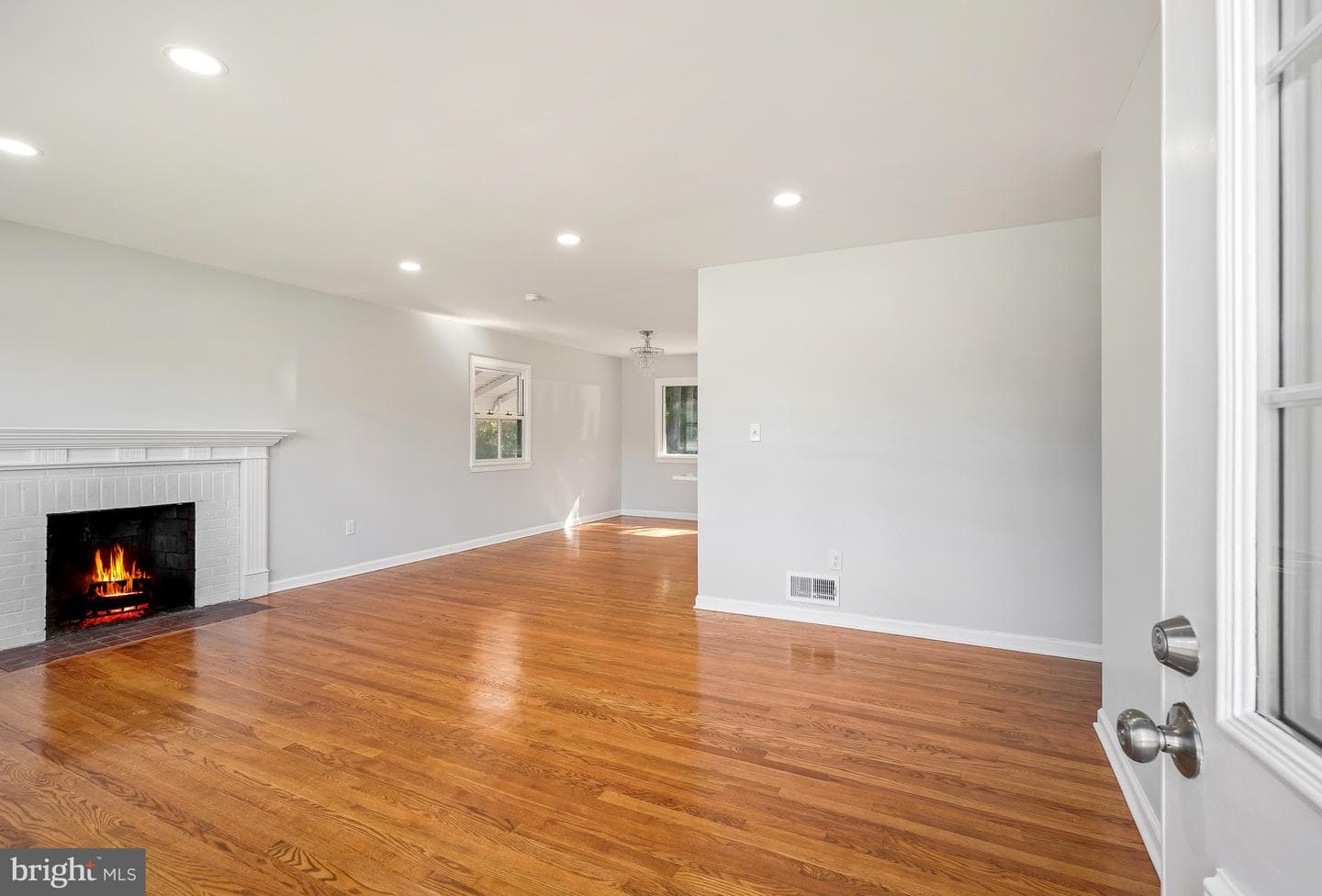 11309 Cherry Hill Road photo 4