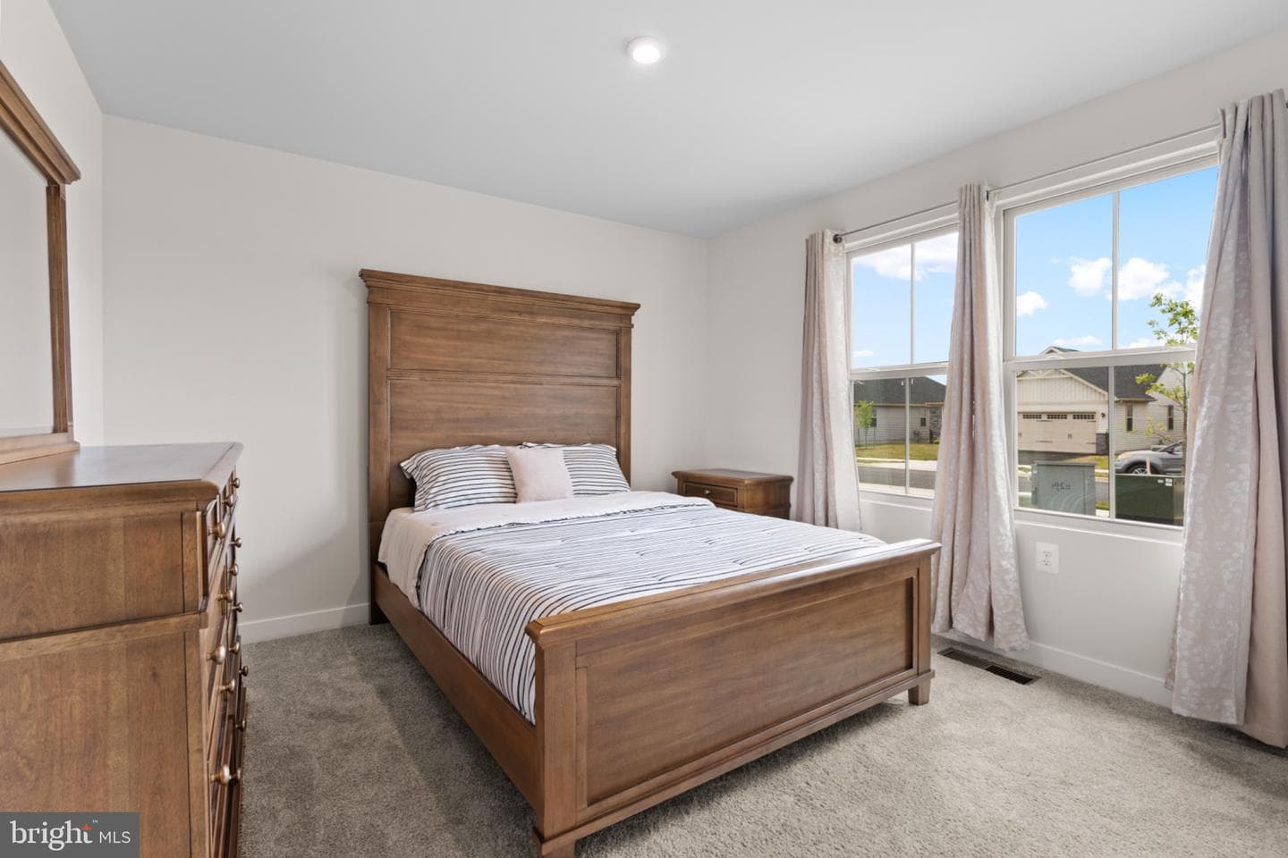 8304 Sage Flower Avenue photo 3