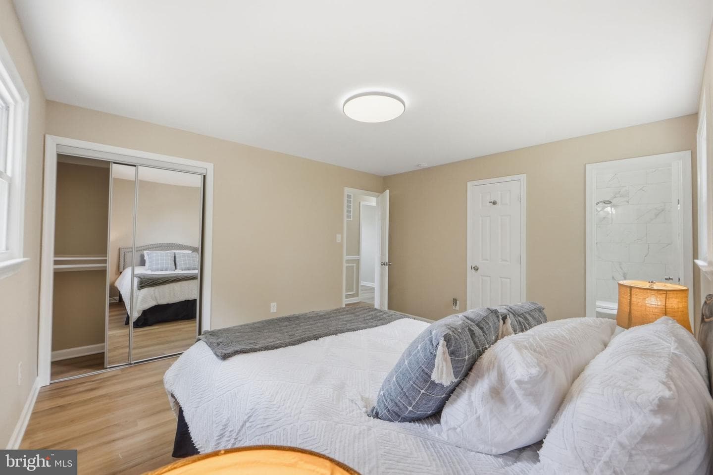 3007 Kingsway Road photo 14