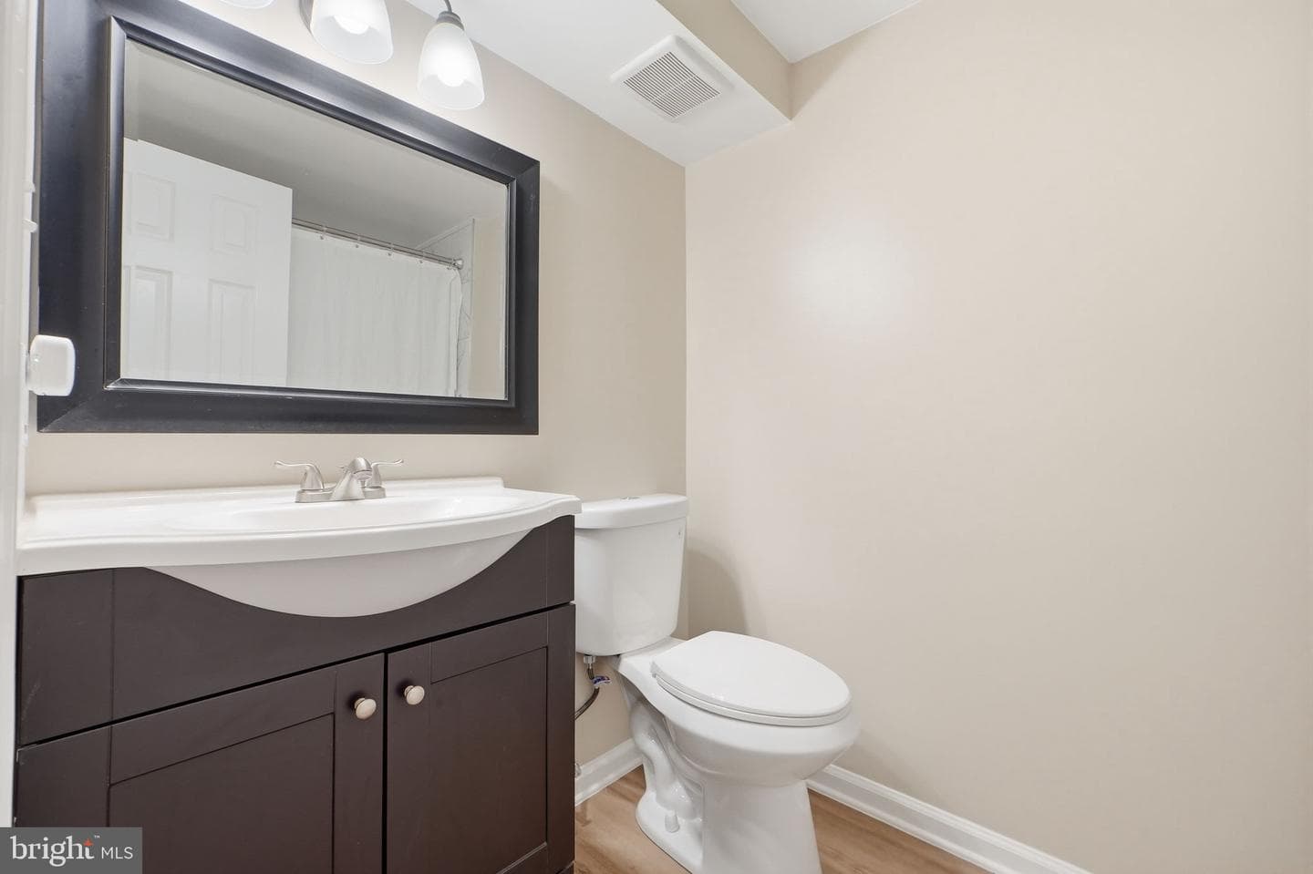 3007 Kingsway Road photo 27