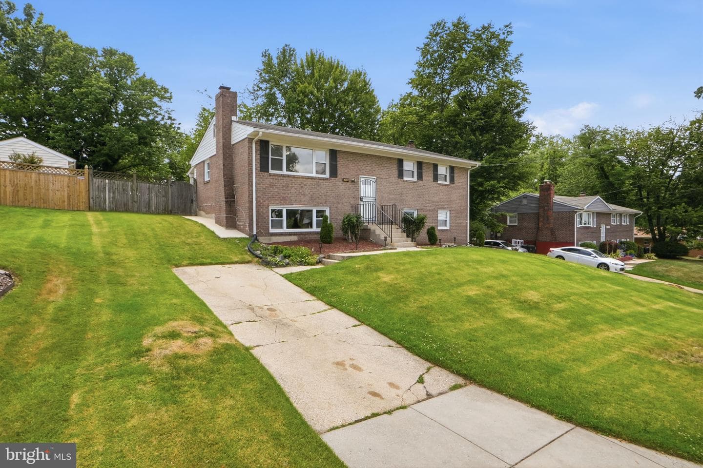 3007 Kingsway Road photo 37