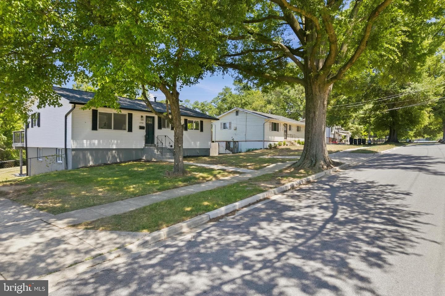 6908 Drylog Street photo 2