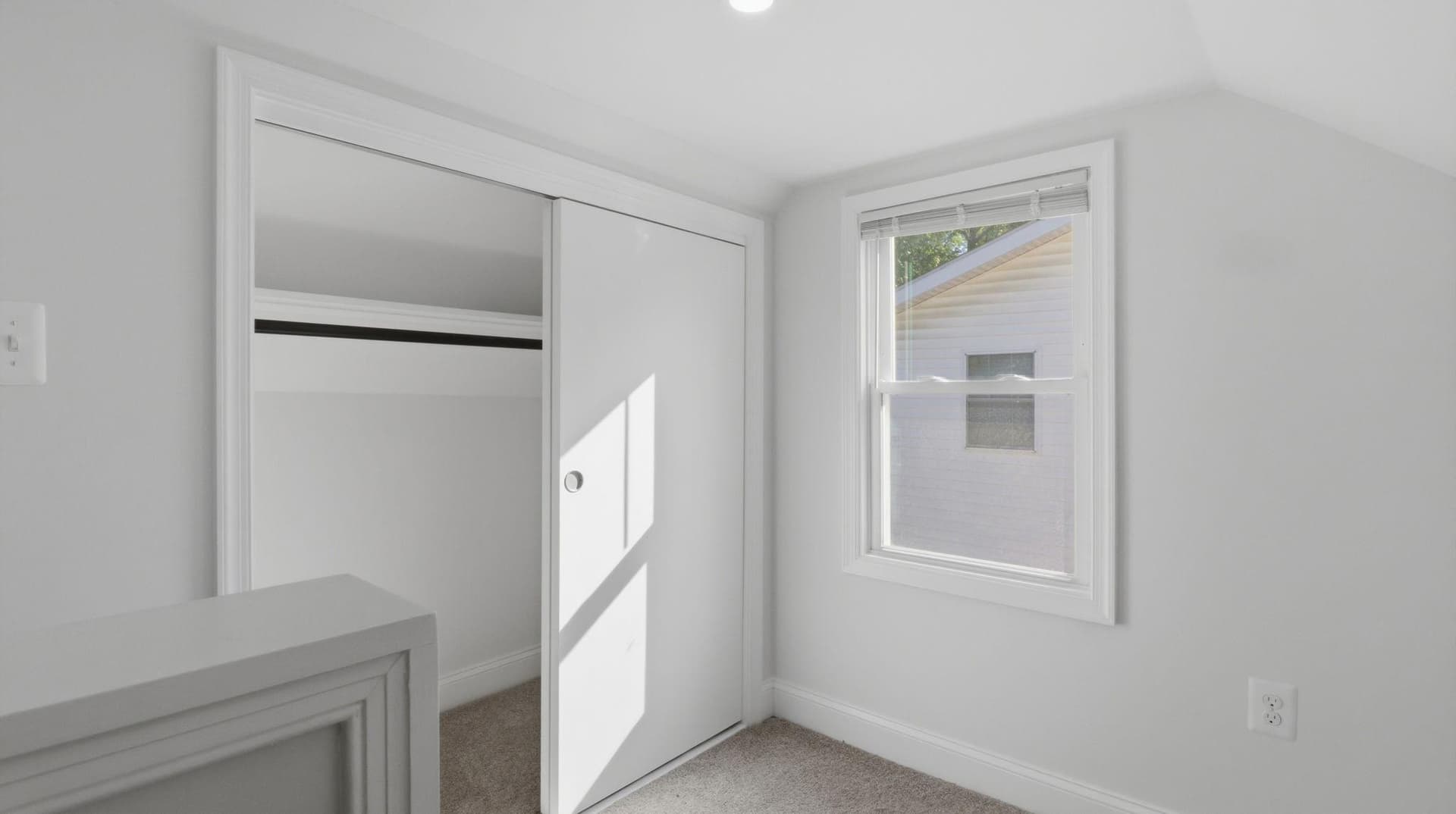 5633 Jamestown Road photo 25