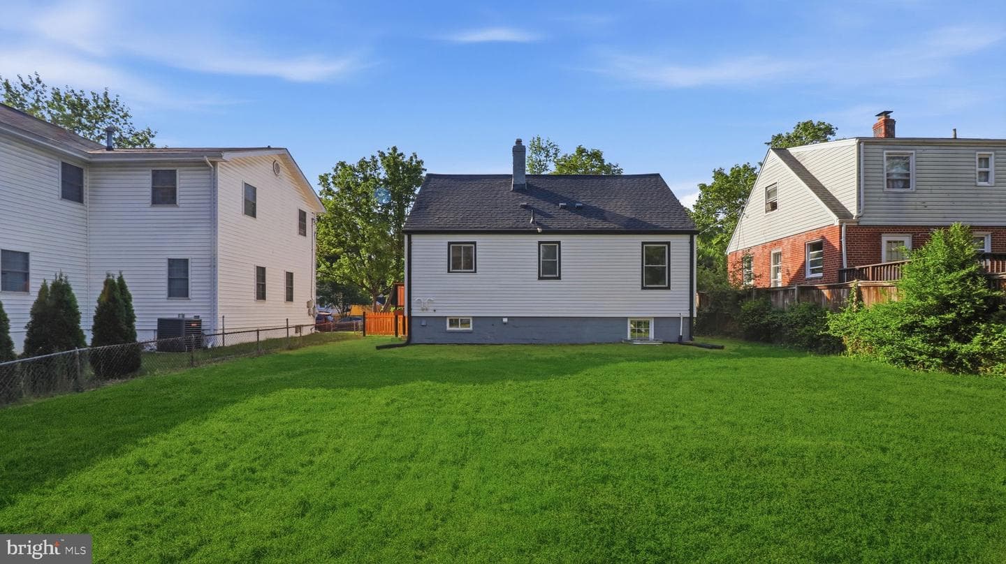 5633 Jamestown Road photo 43
