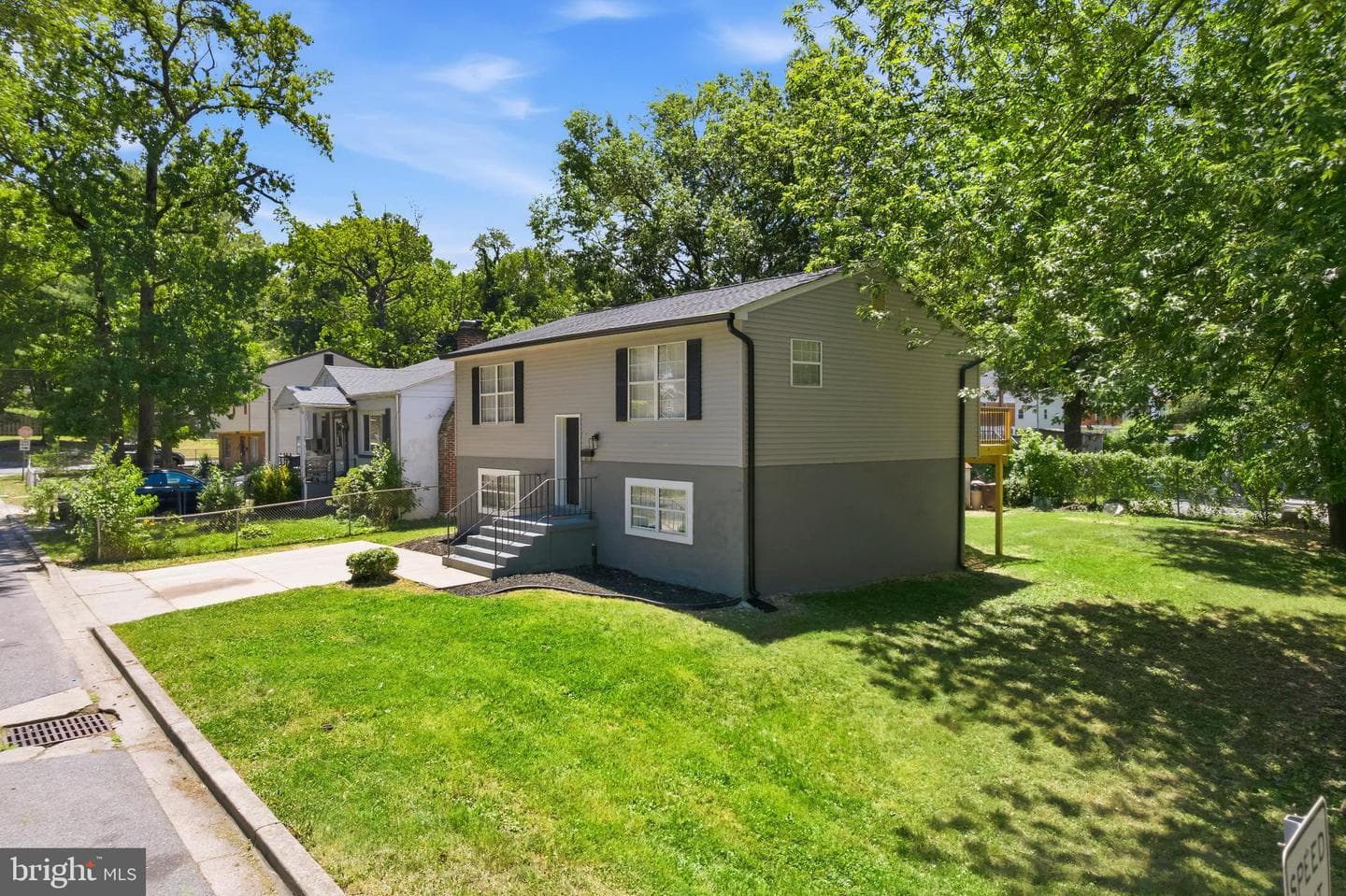 5303 Cumberland Street photo 4
