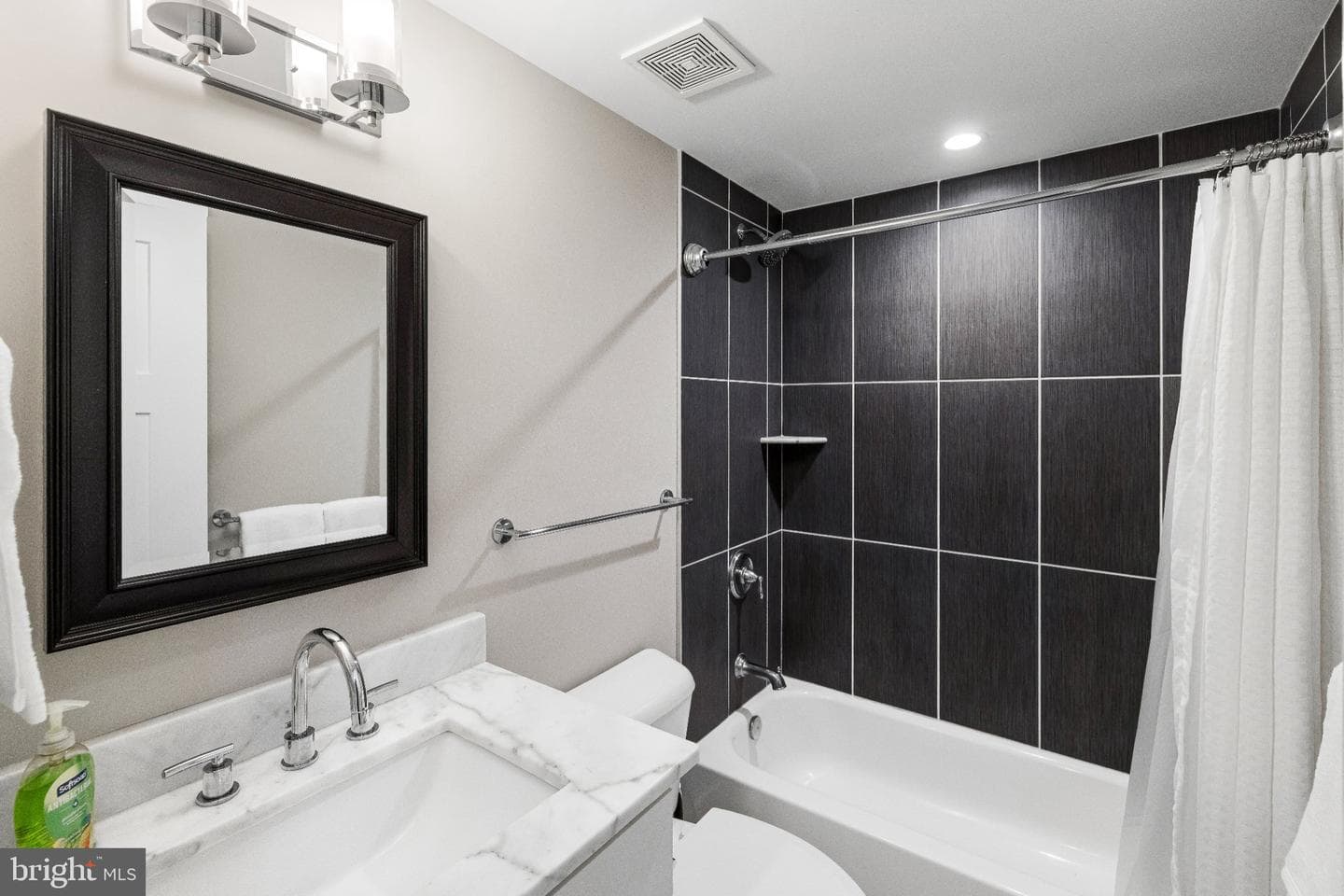 4107 Queensbury Road photo 24