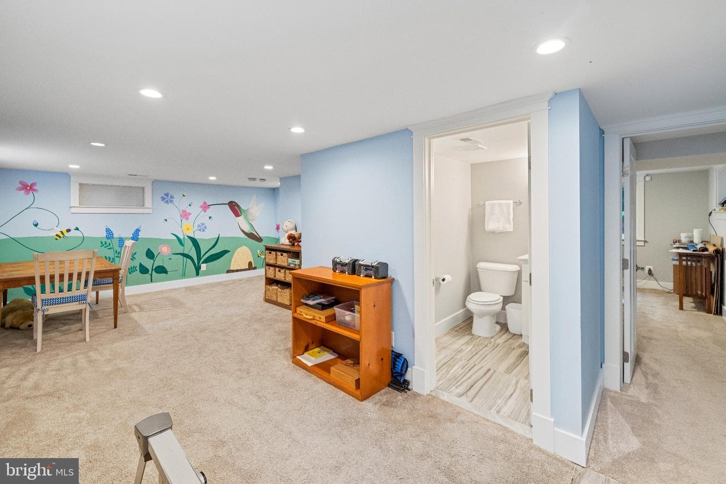 4107 Queensbury Road photo 32