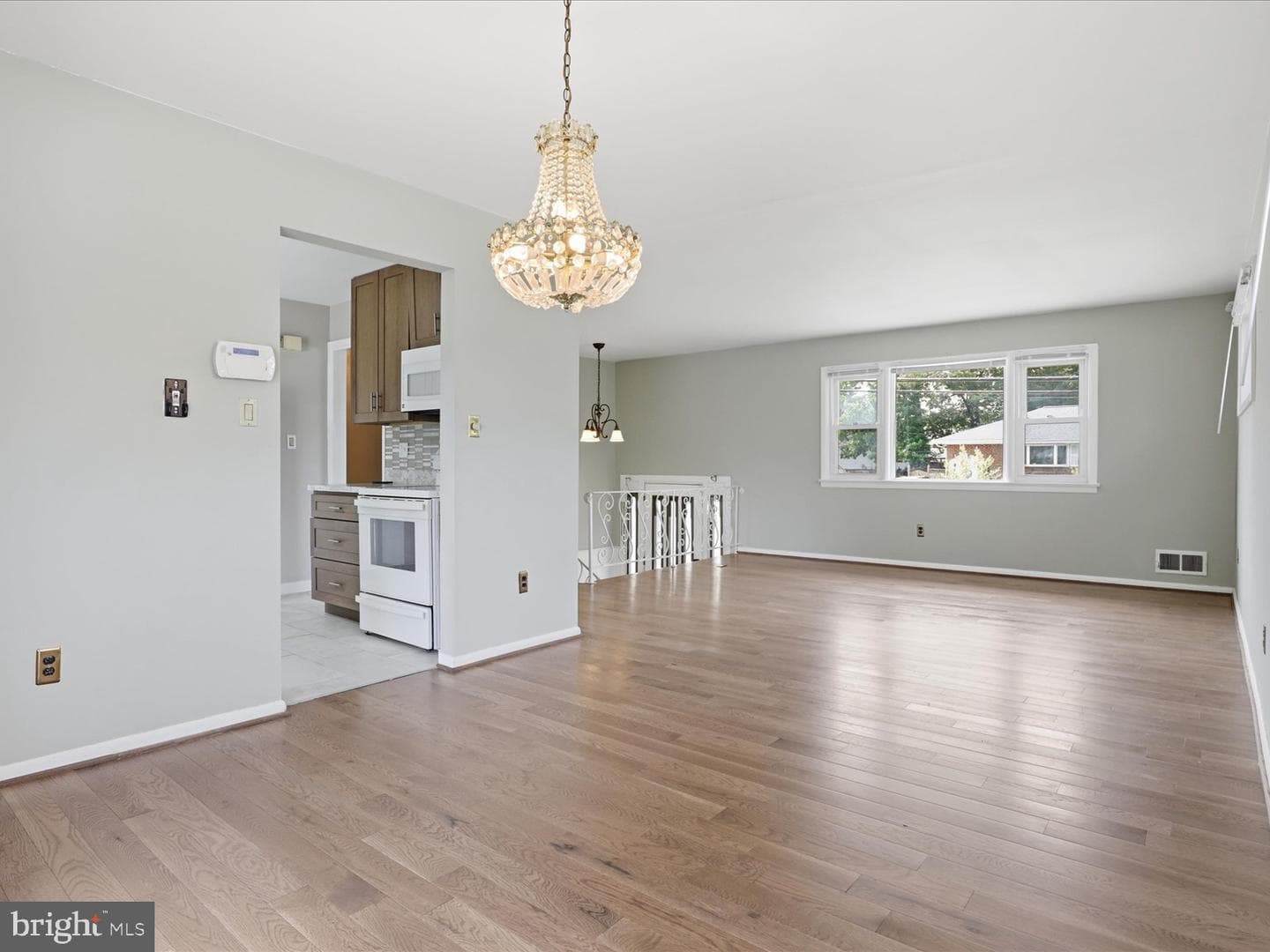 7602 Kipling Parkway photo 10
