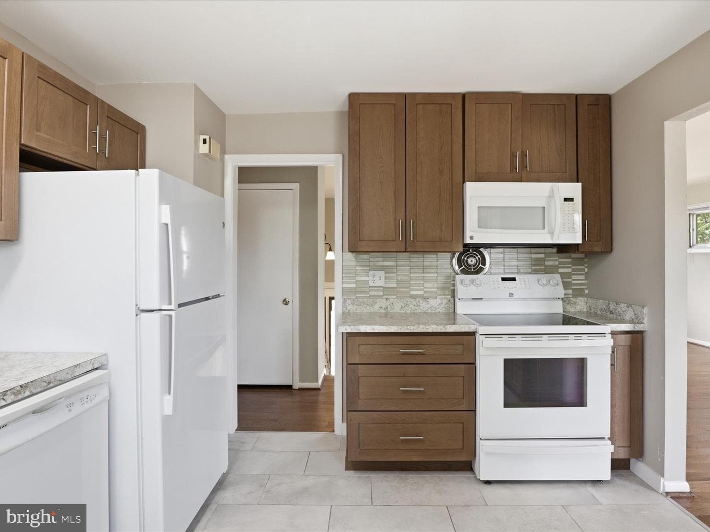 7602 Kipling Parkway photo 3