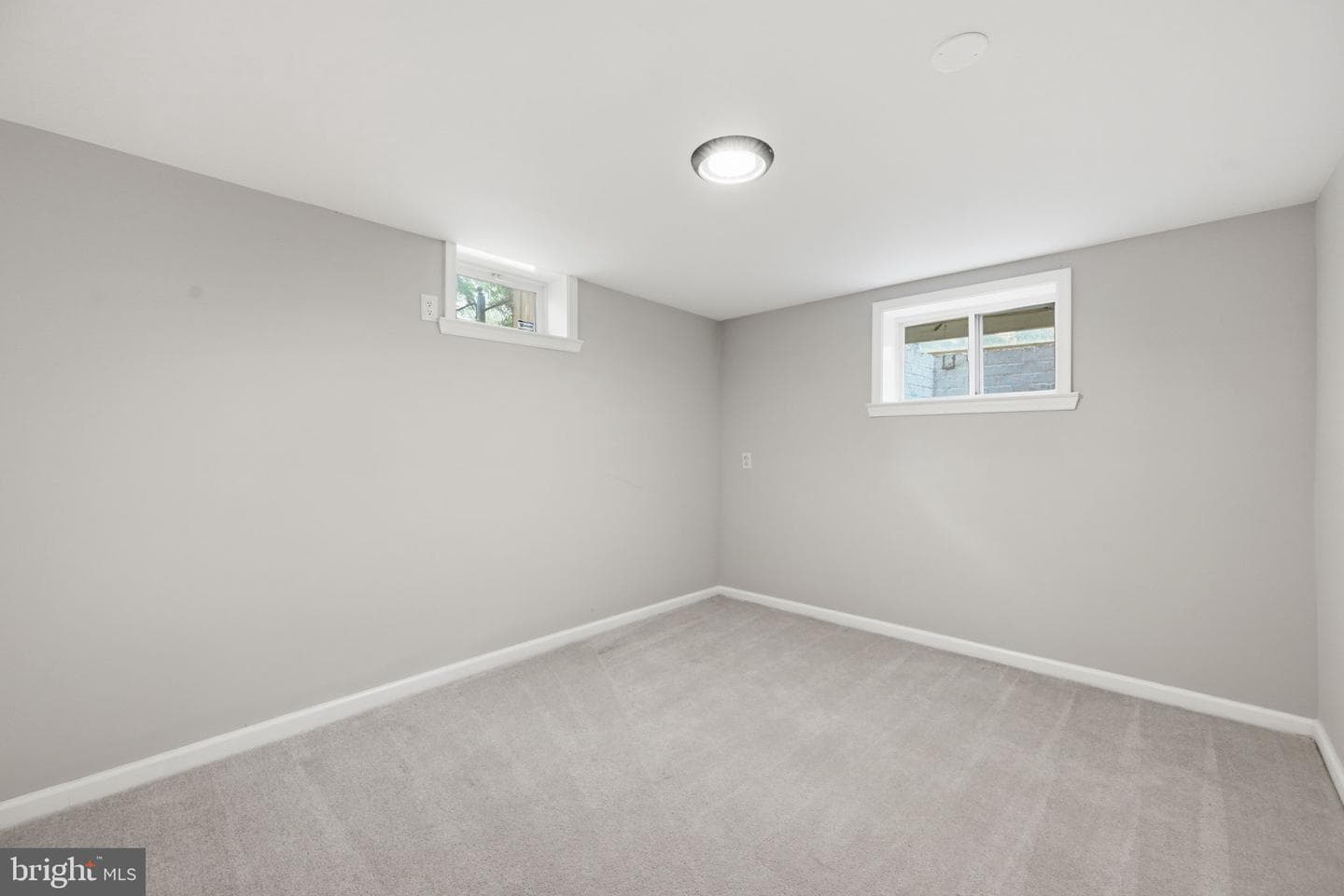 3512 Longfellow Street photo 17