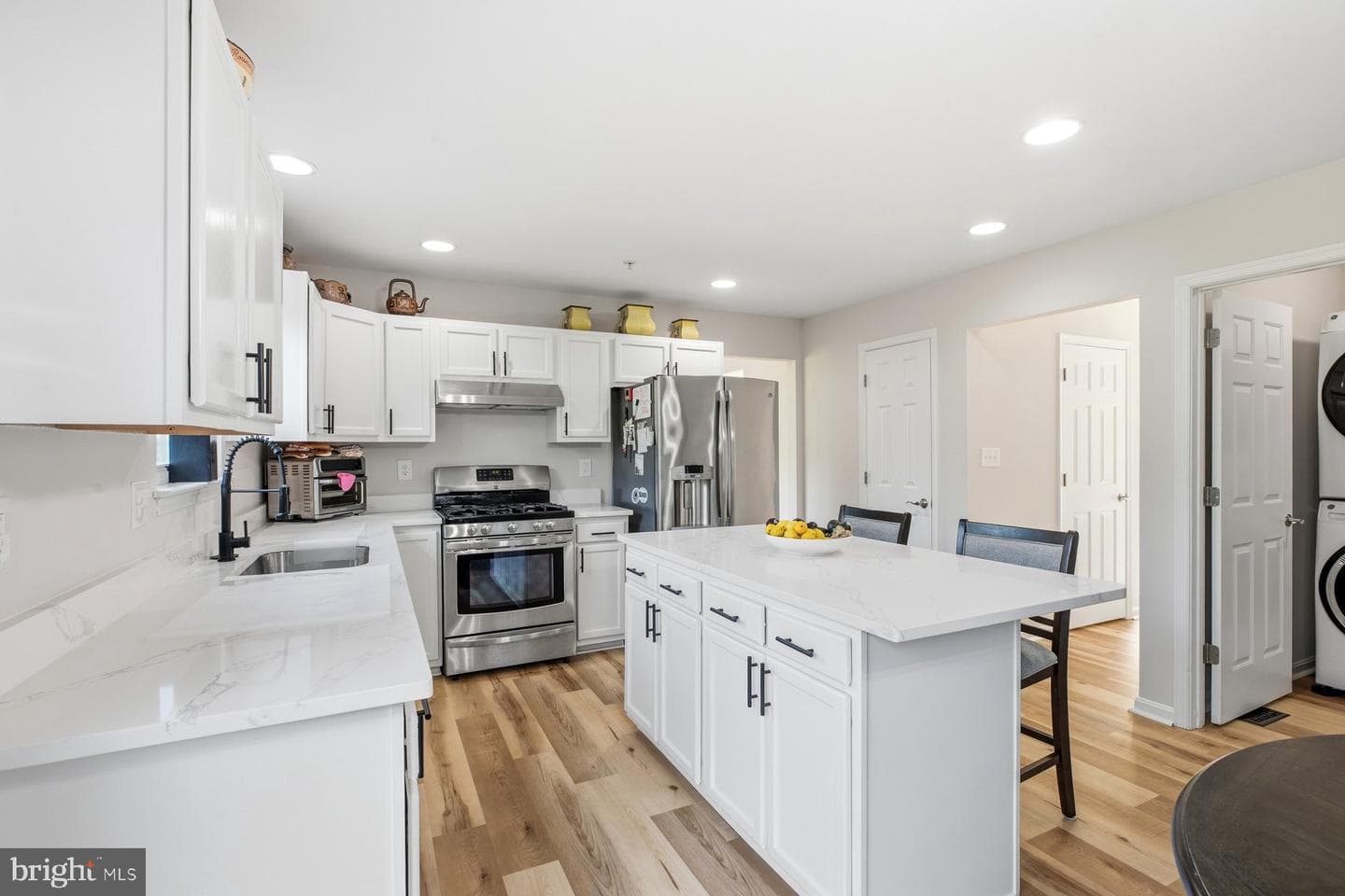 7116 Starboard Drive photo 6