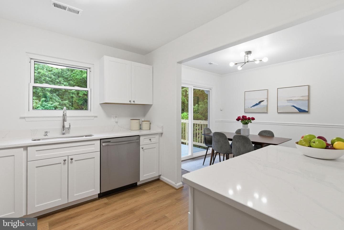 9716 Franklin Avenue photo 8