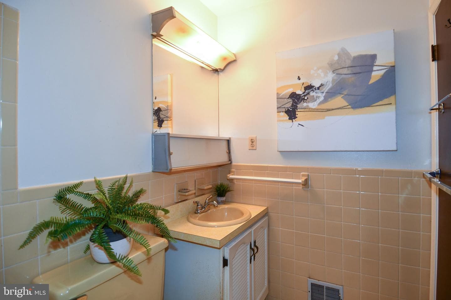 1030 Kings Tree Drive photo 17