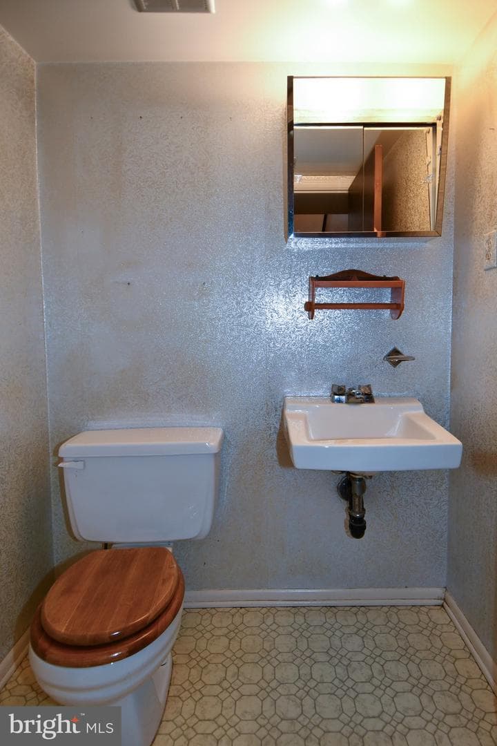 1030 Kings Tree Drive photo 36