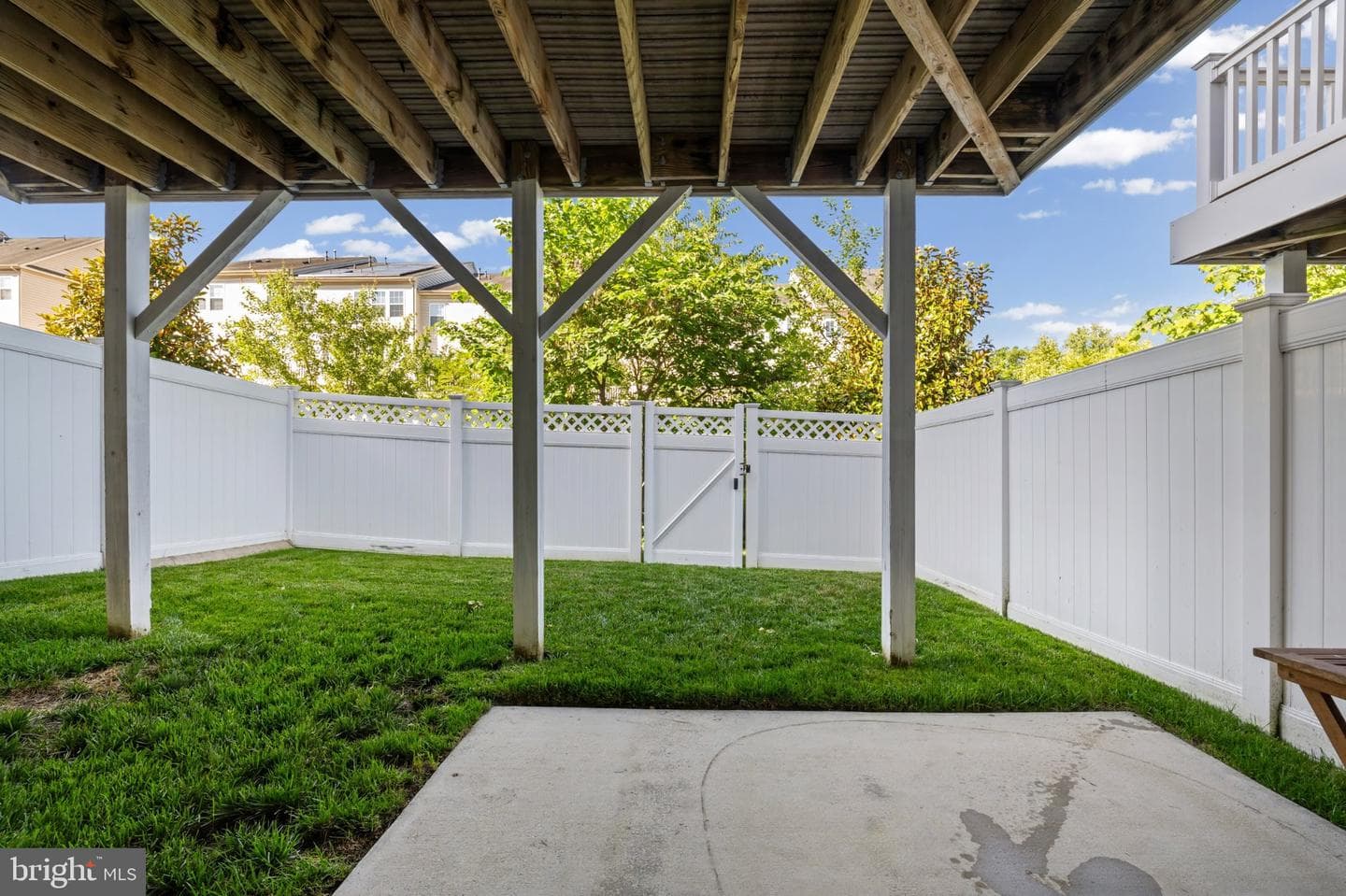 15618 Burford Lane photo 34