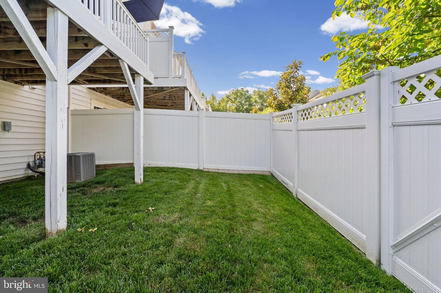 15618 Burford Lane photo 36