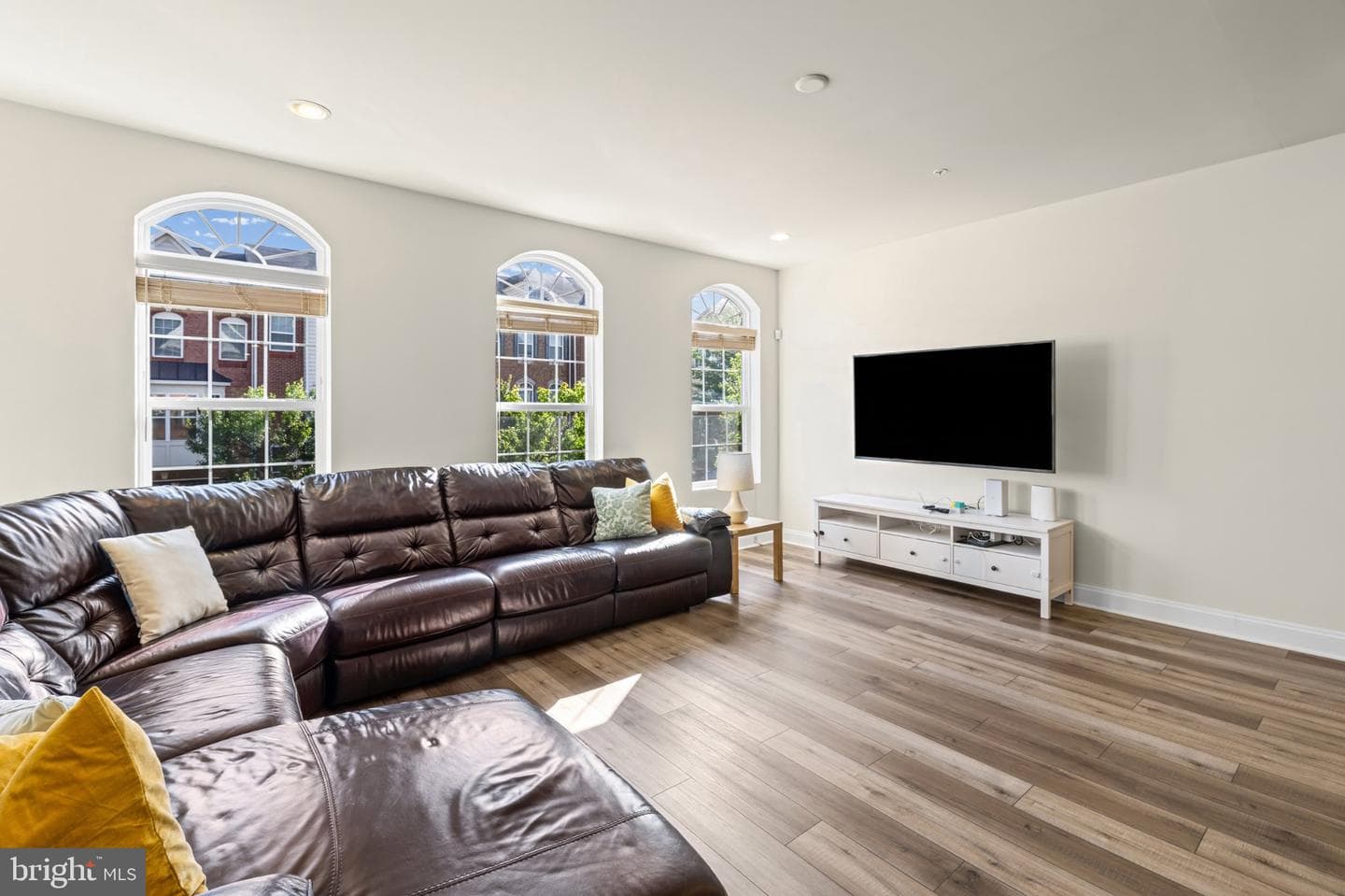 15618 Burford Lane photo 4