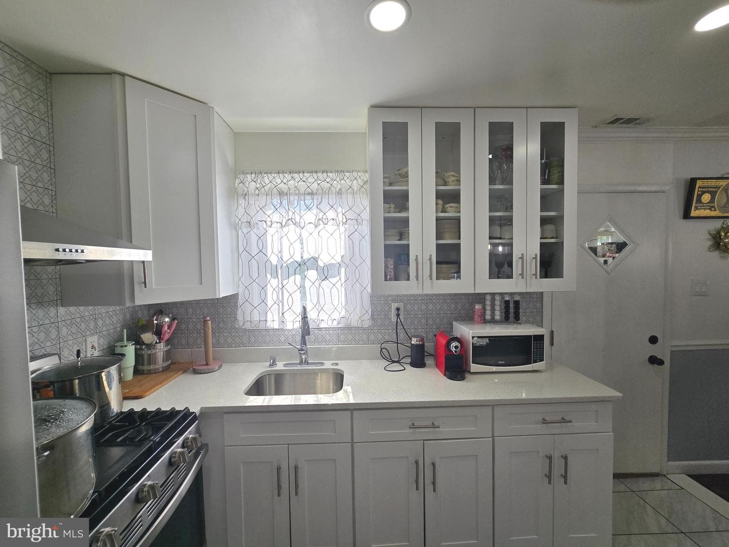 3009 Viceroy Avenue photo 8