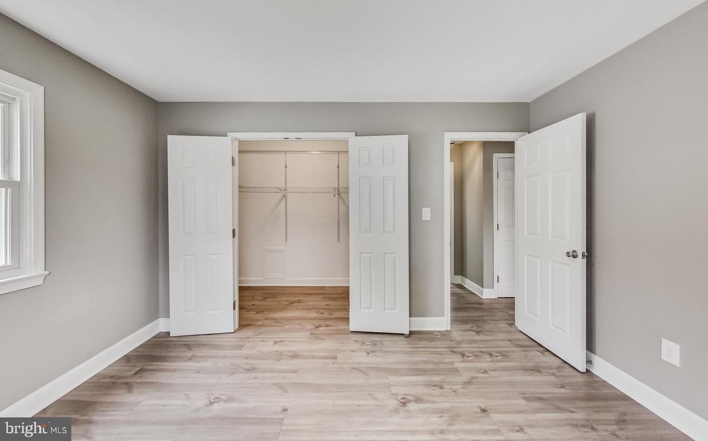 5923 Berwyn Road photo 13