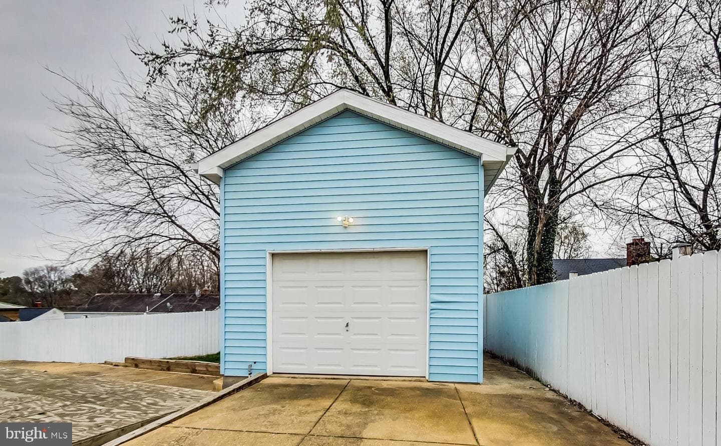 5923 Berwyn Road photo 37