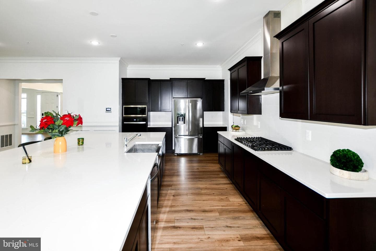 15921 Hyde Park Place photo 30