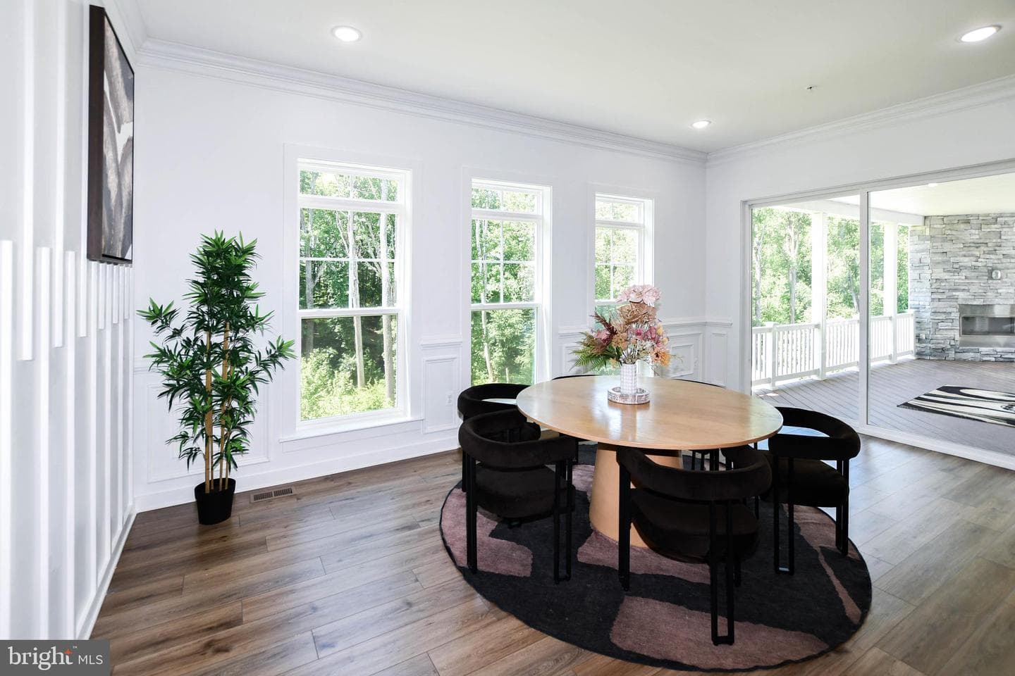 15921 Hyde Park Place photo 32