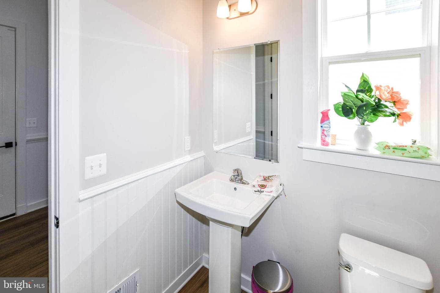 15921 Hyde Park Place photo 35