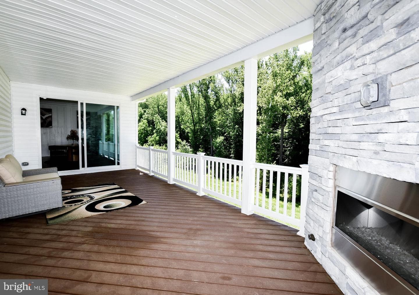 15921 Hyde Park Place photo 38