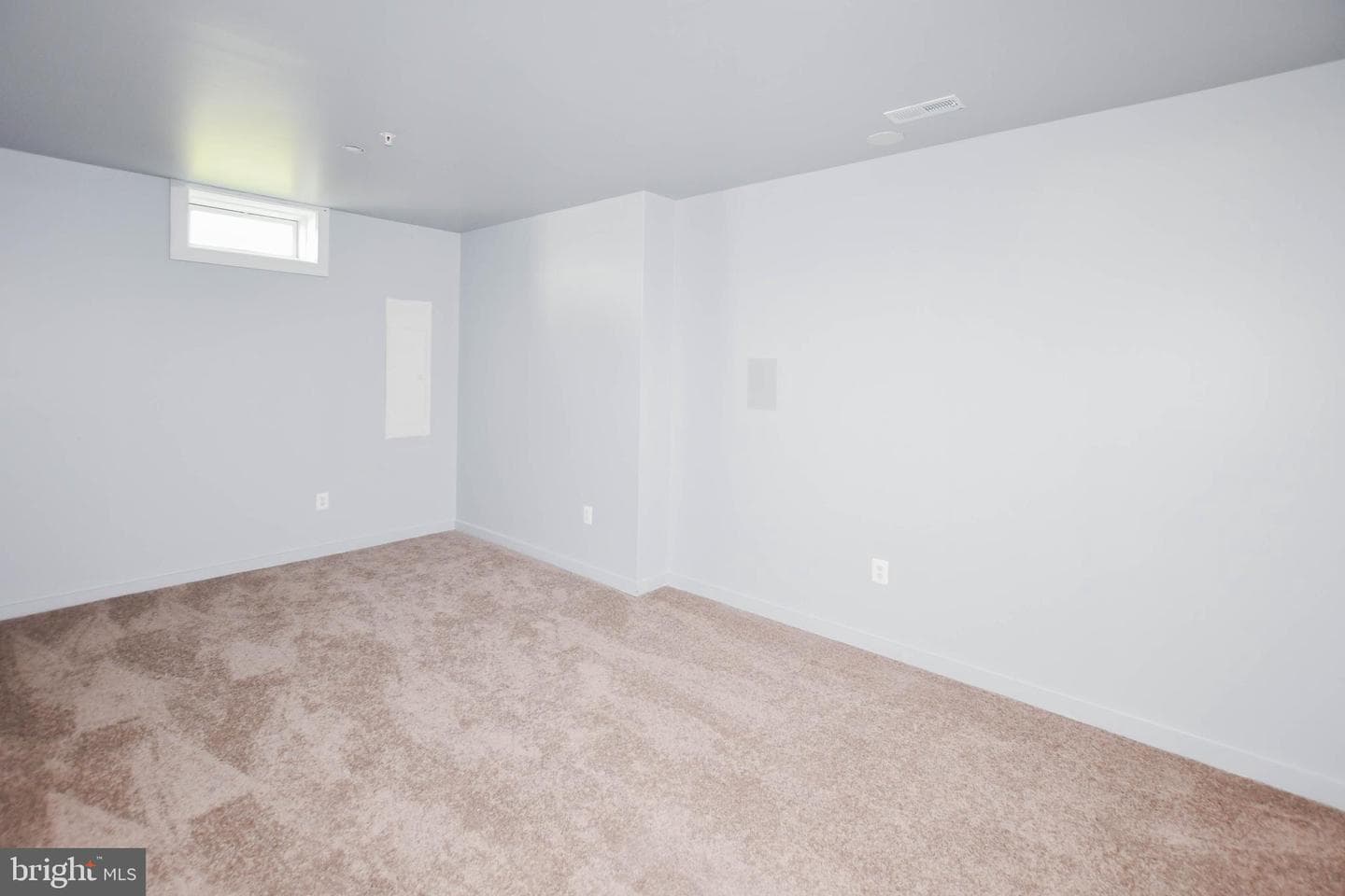 15921 Hyde Park Place photo 73