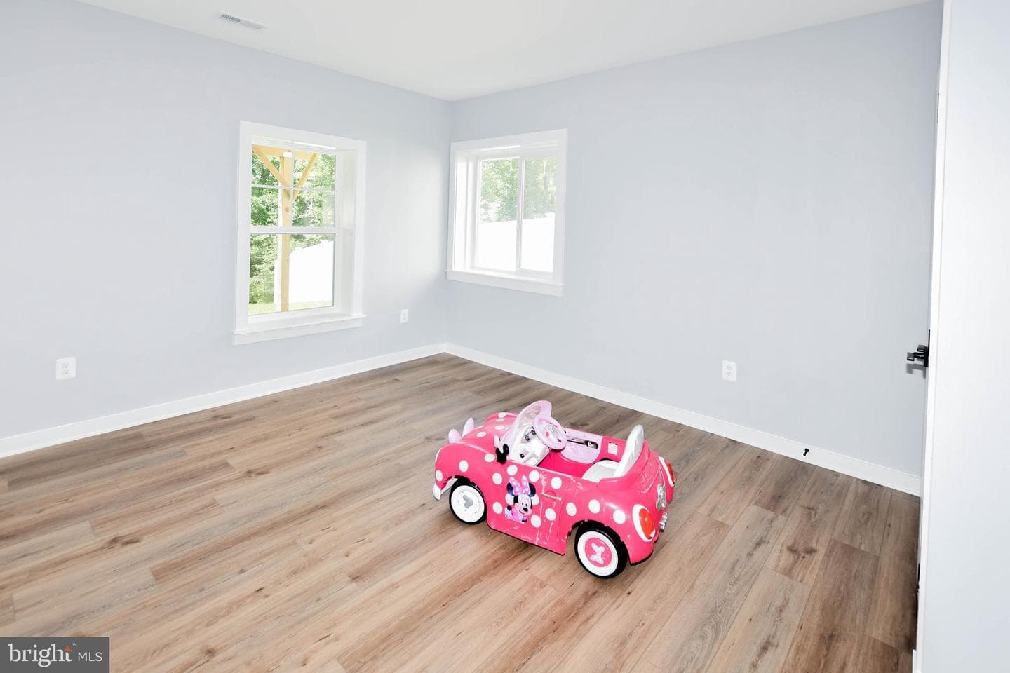 15921 Hyde Park Place photo 75