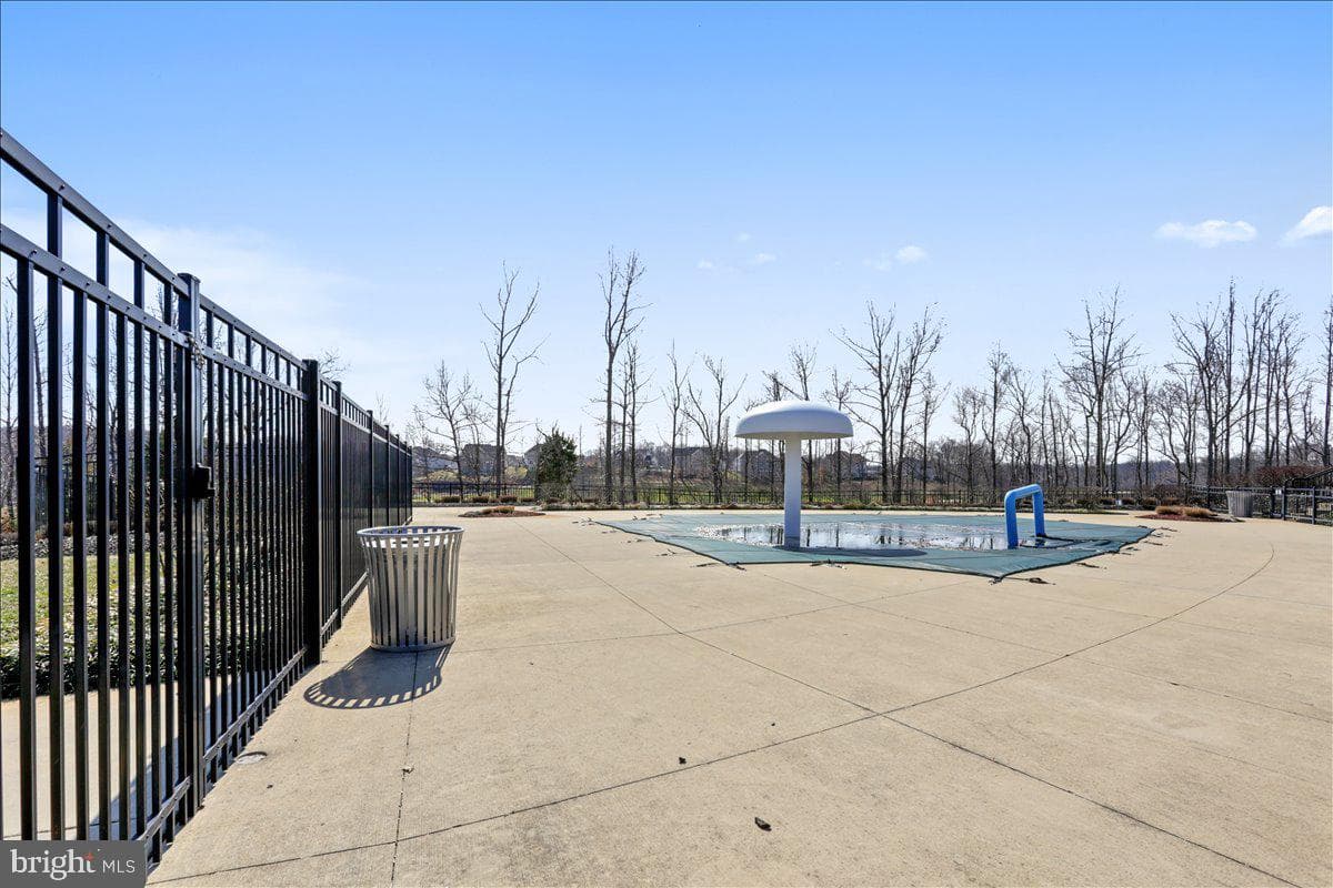15428 Symondsbury Way photo 32