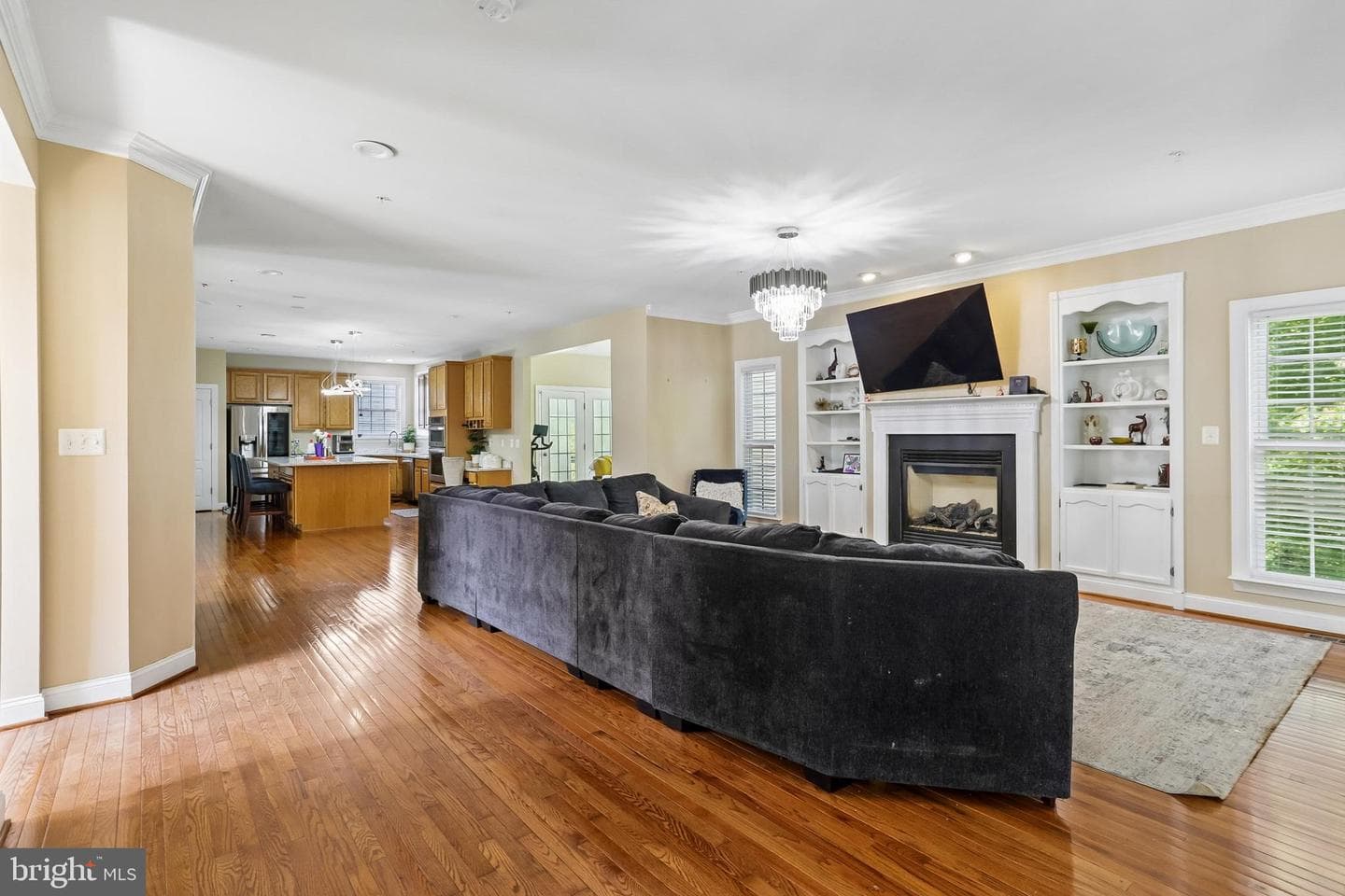 15428 Symondsbury Way photo 7