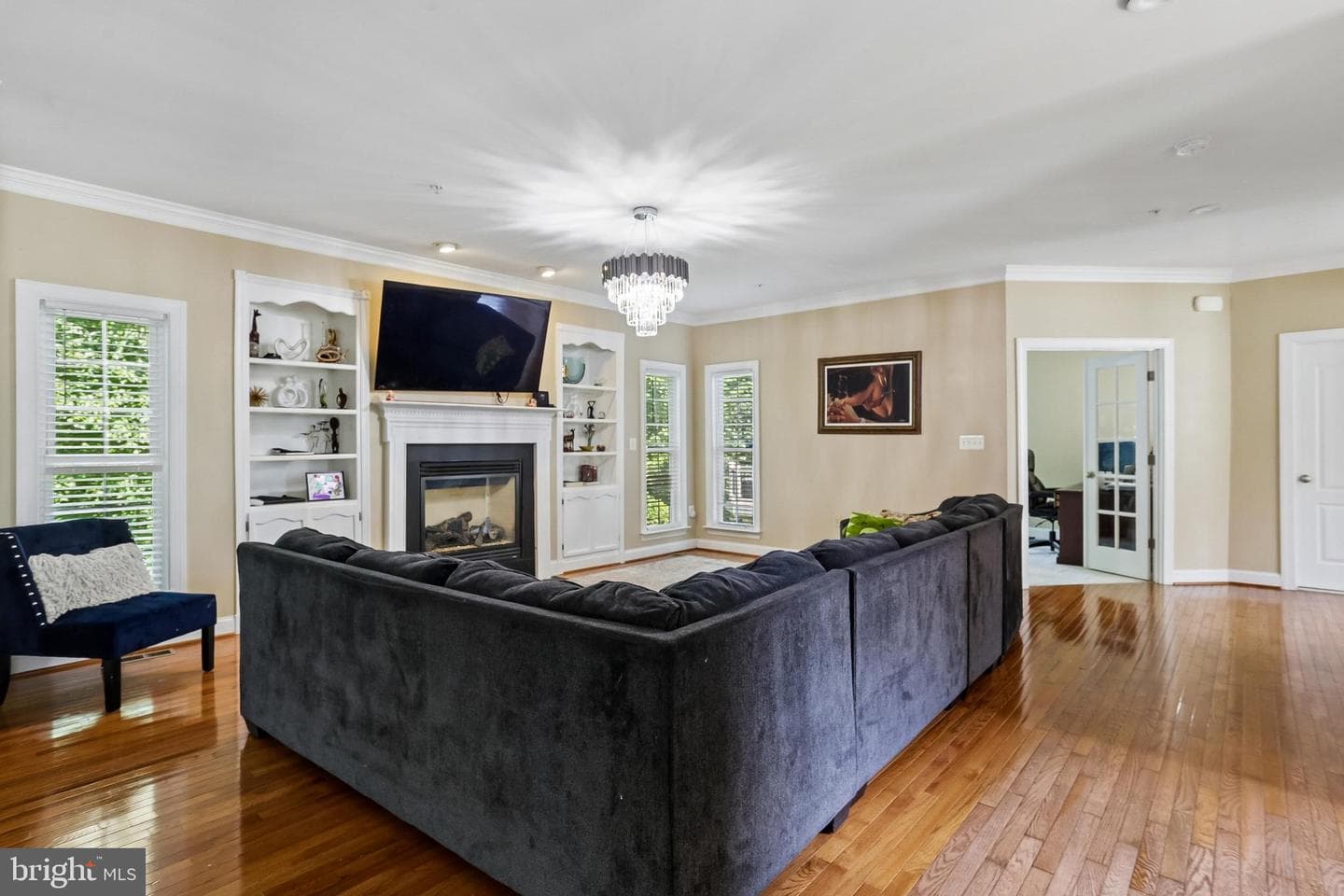 15428 Symondsbury Way photo 9