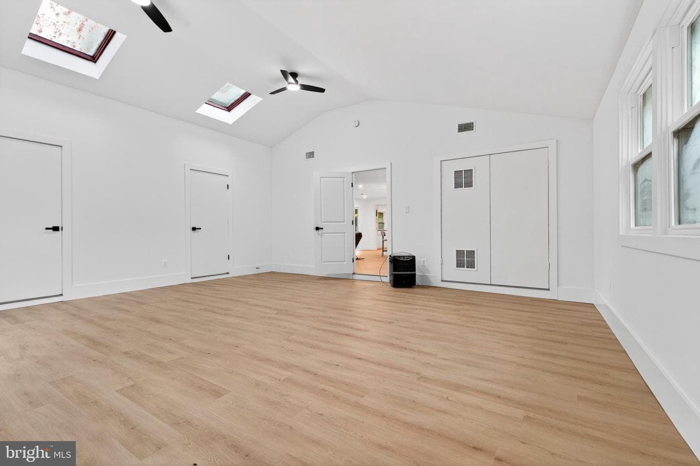 9200 Pleasant Court photo 31