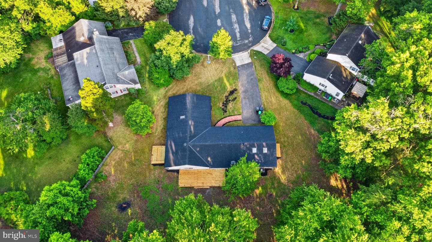 9200 Pleasant Court photo 5