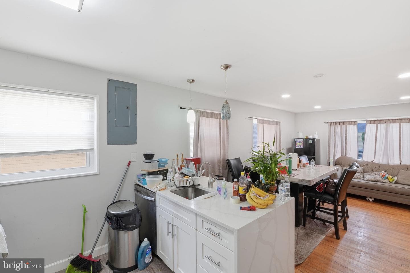 2607 Lakehurst Ave photo 9