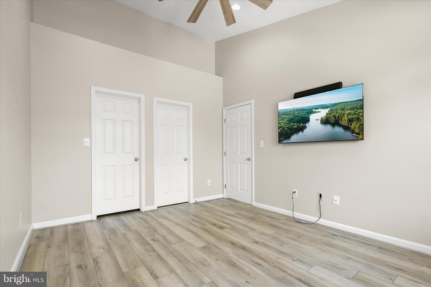 14705 Hampshire Hall Court #203 photo 32