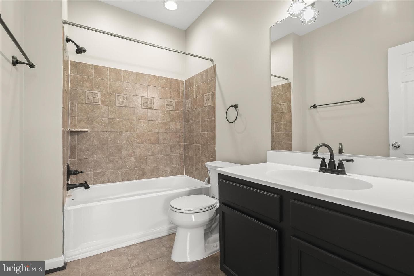 14705 Hampshire Hall Court #203 photo 33