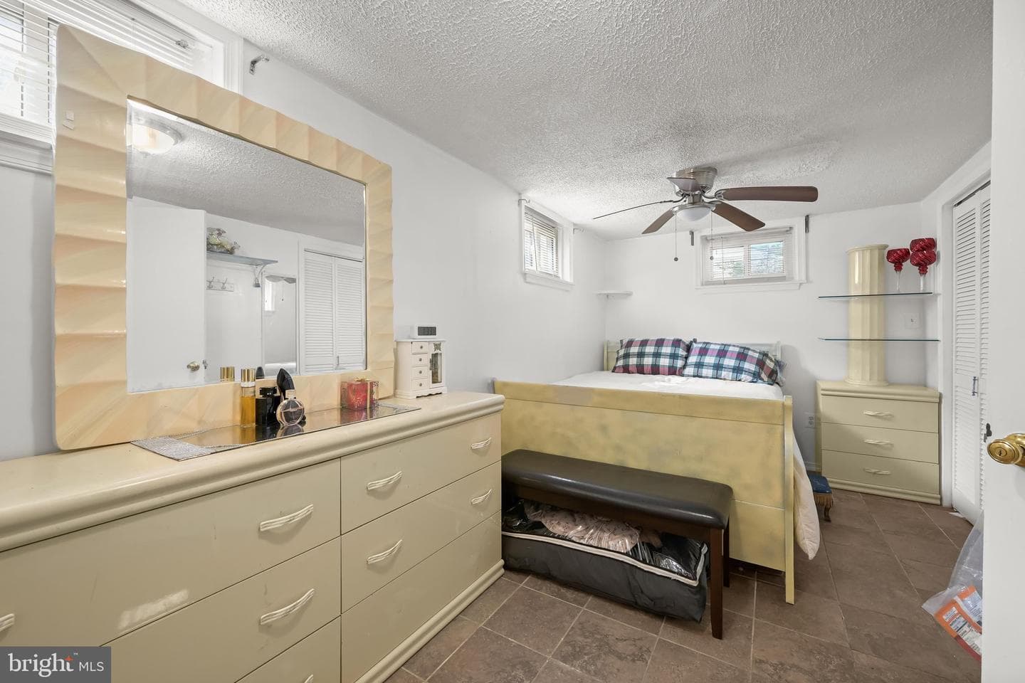 4705 Lincoln Avenue photo 14