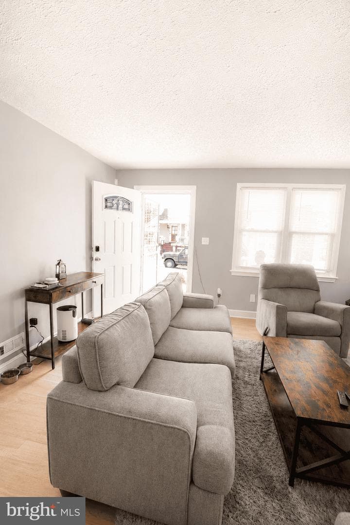 918 Mentor Avenue photo 38