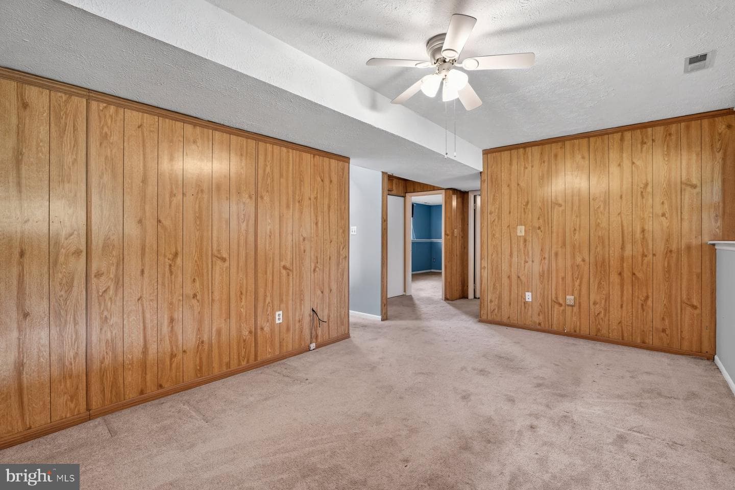 1103 Falconett Court photo 20