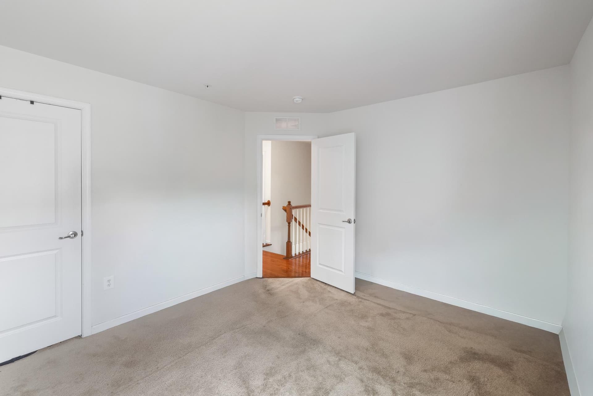 2911 Brentland Court photo 32