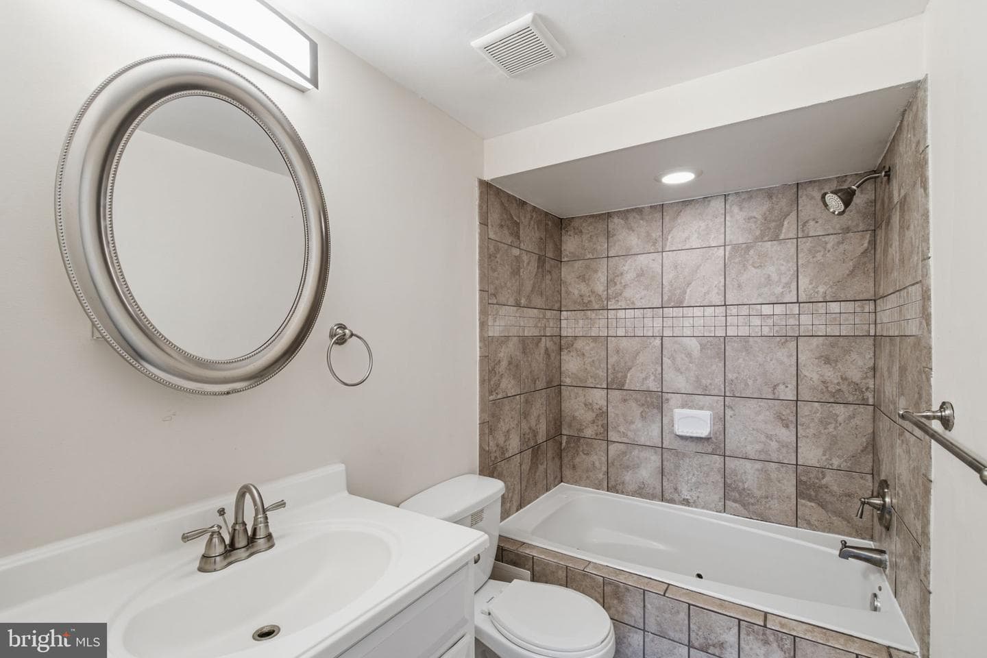10205 Balsamwood photo 21