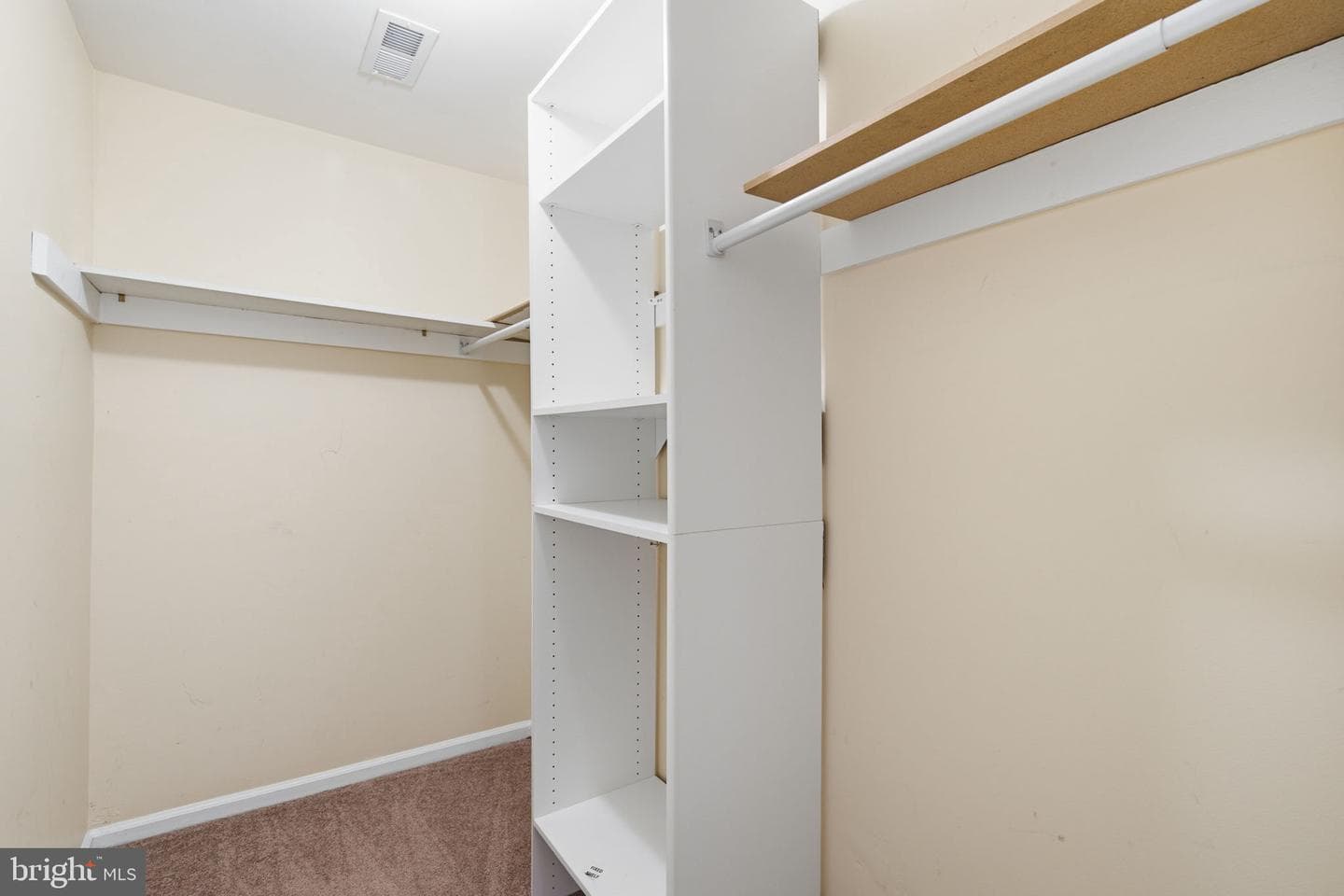 10205 Balsamwood photo 28