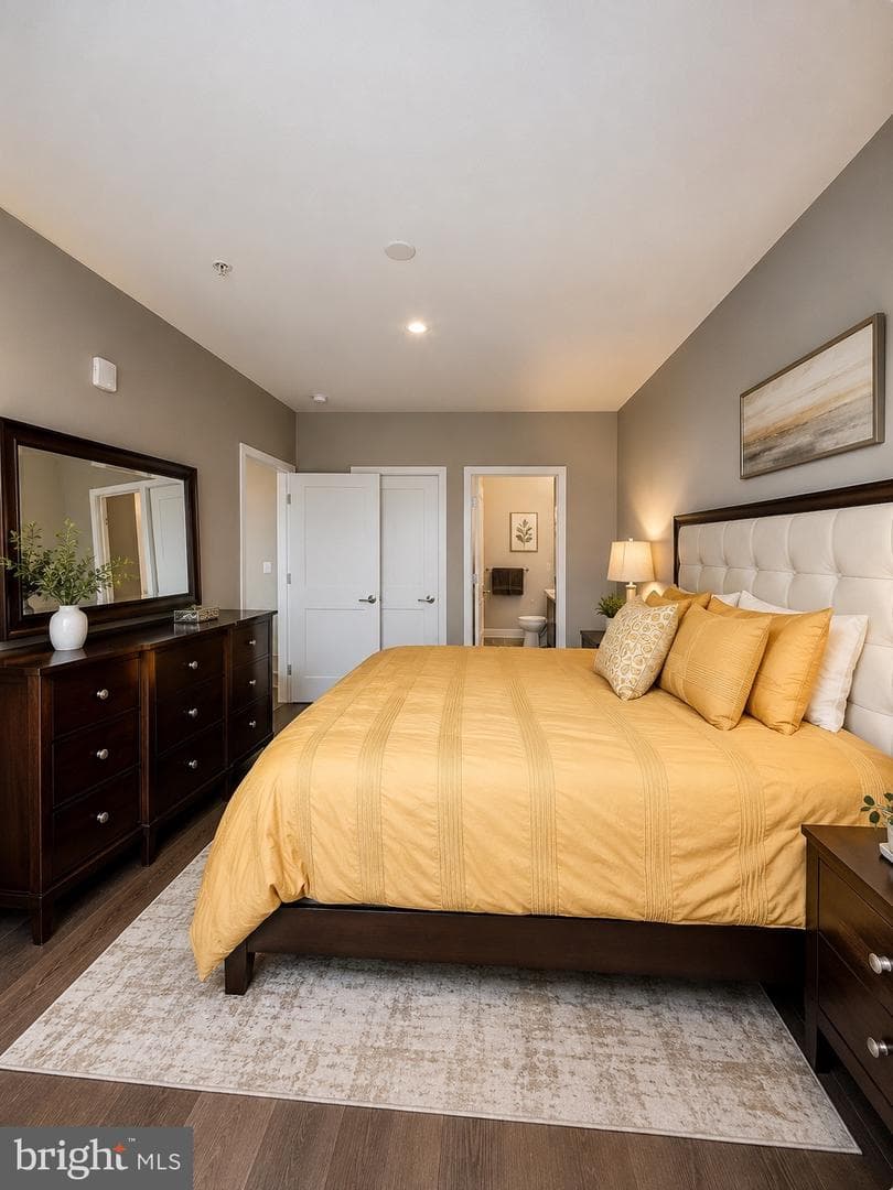 145 Riverhaven Drive #131 photo 9
